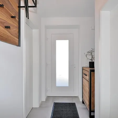 Doppelhaushaelfte Holiday home *
