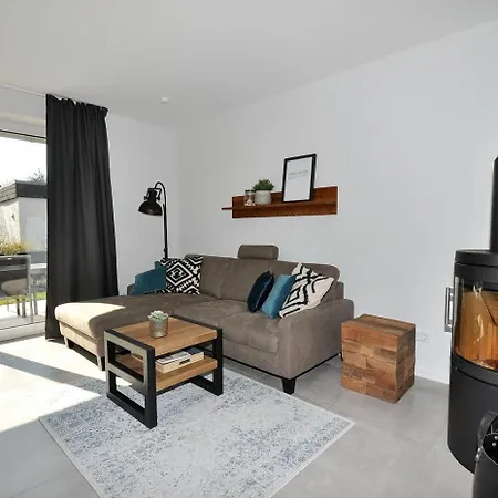 Holiday home Doppelhaushaelfte Bohl